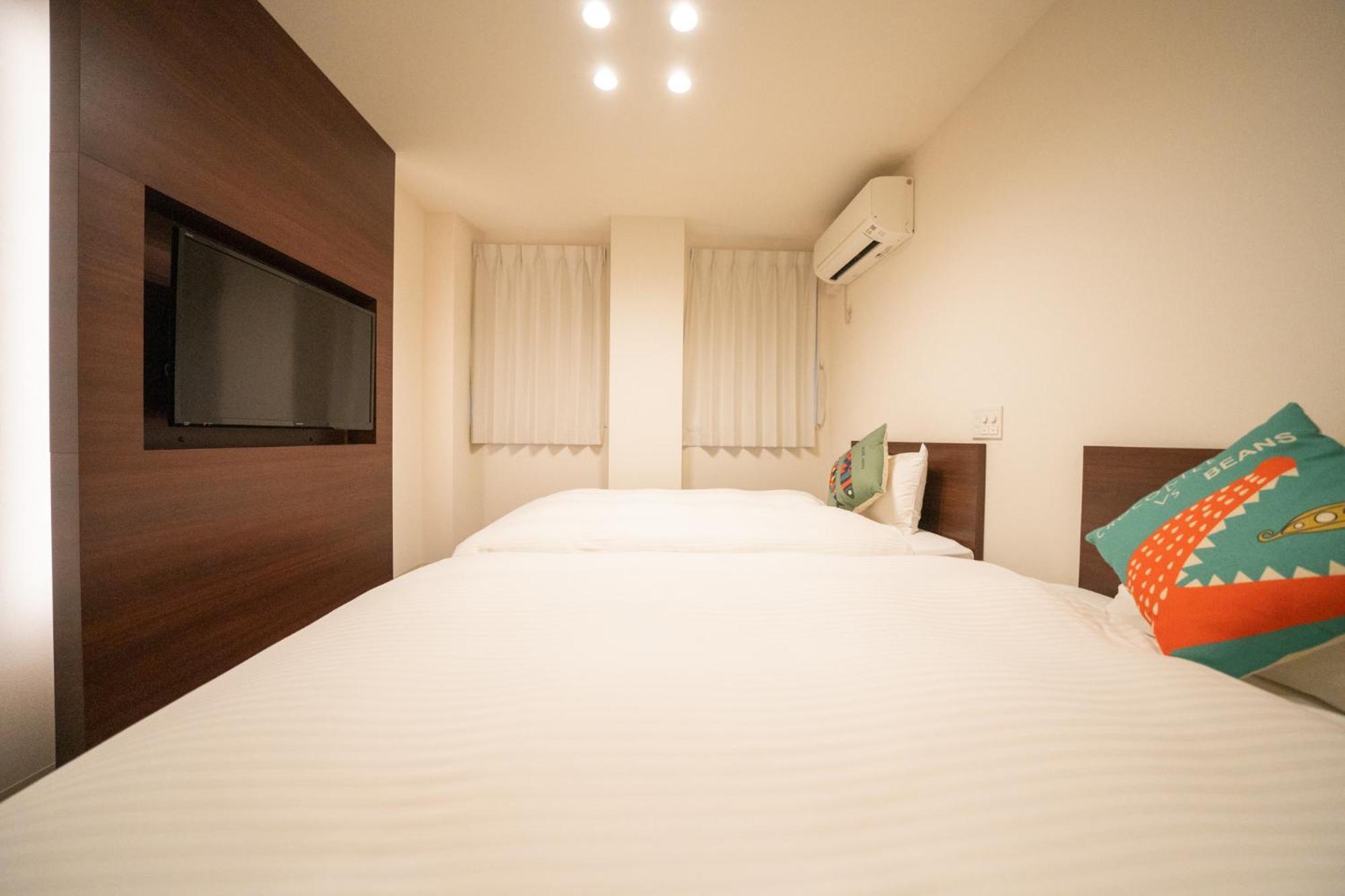 קיוטו Home Inn Kujo Kawaramachi מראה חיצוני תמונה