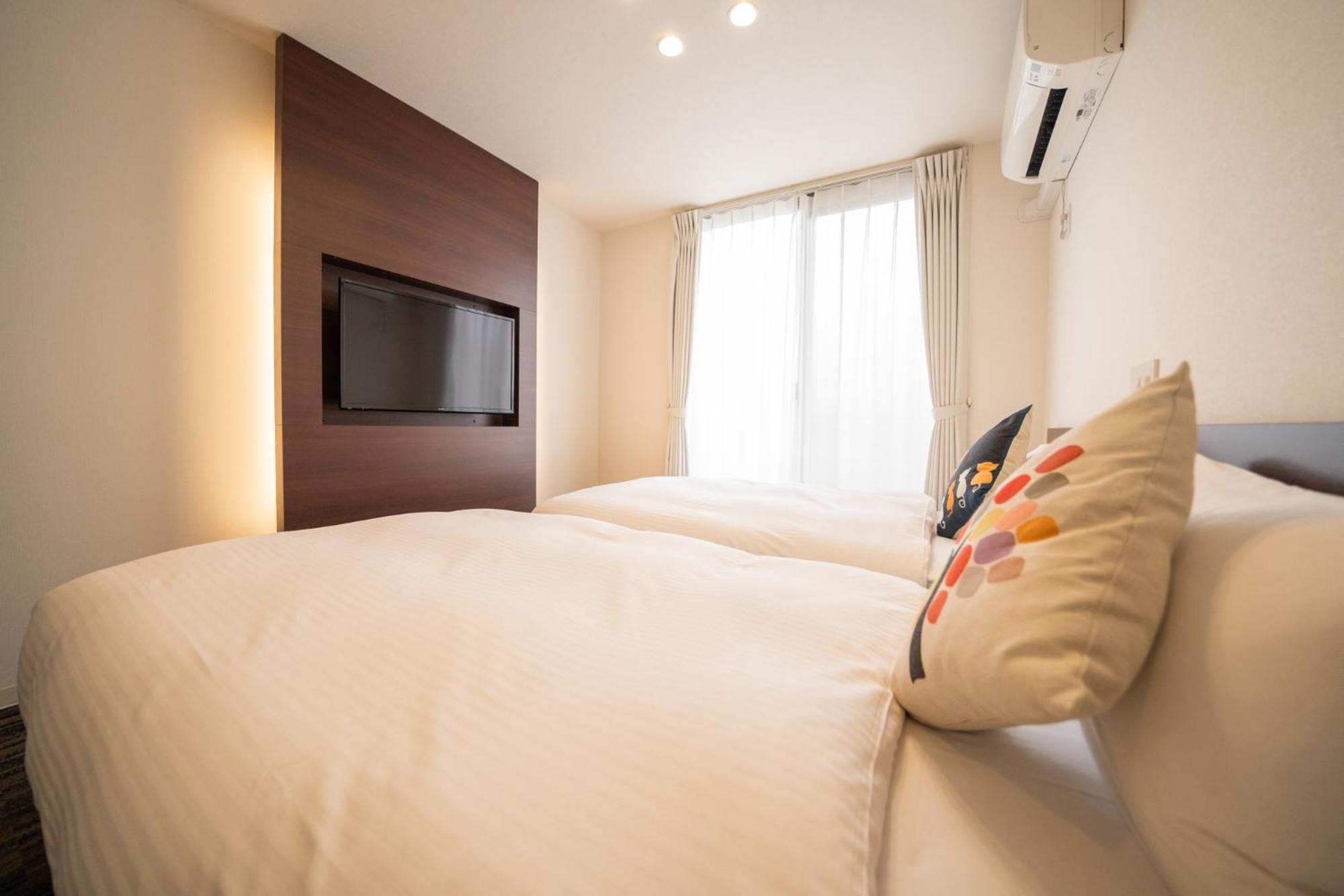 קיוטו Home Inn Kujo Kawaramachi מראה חיצוני תמונה